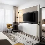 Hilton Hotel 4*