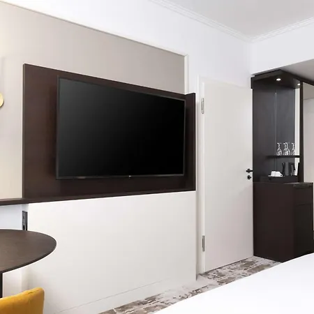 Hilton 4*