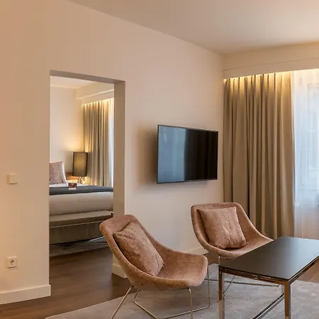Hilton Hotel 4*