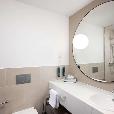 Отель Hilton 4*