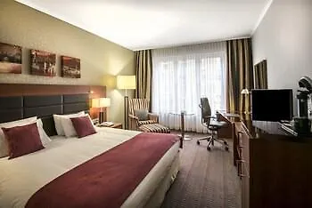 Hilton Отель